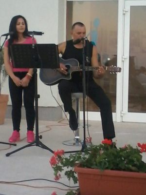 image-8f3db4ffc7d417b4bbd66e226fc4496b018b34203e6dc1a25961acc00aceb59a-V